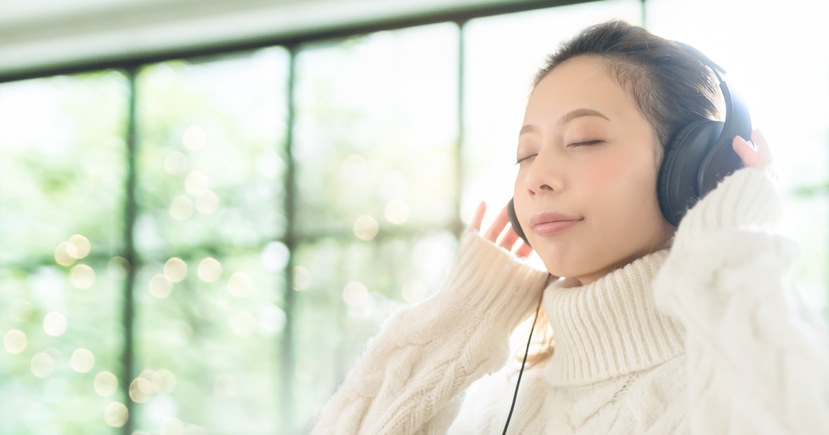 話題のASMRとは一体どんなもの？意味や読み方、おすすめの動画を紹介