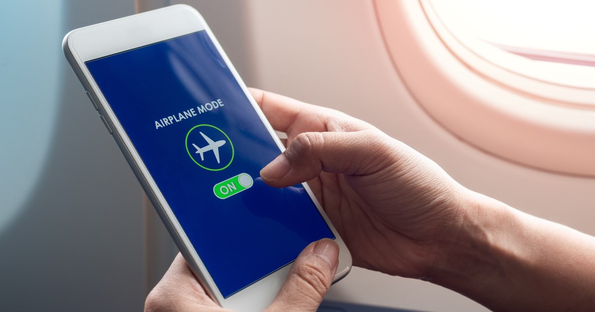 スマホの機内モードとは？設定方法や活用方法・注意点をわかりやすく紹介