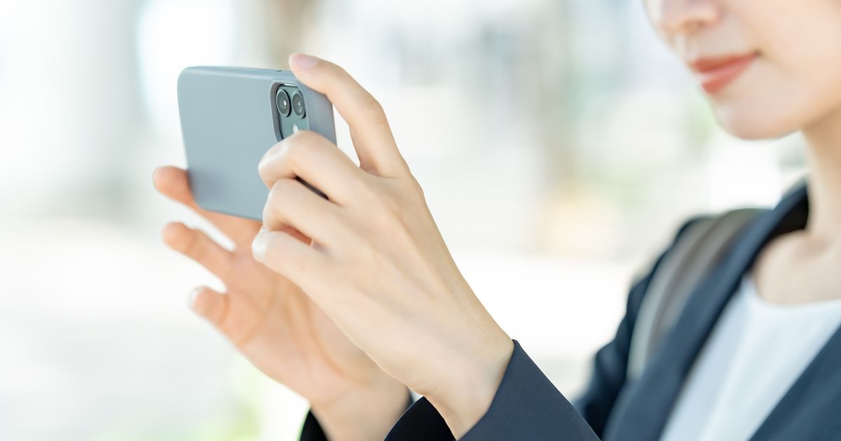 iPhoneの写真を並び替える方法は？アルバムで好きな順番に整理する手順を解説