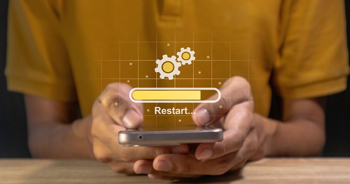 iPhoneを強制終了する方法は？できないときの対処法や注意点を解説