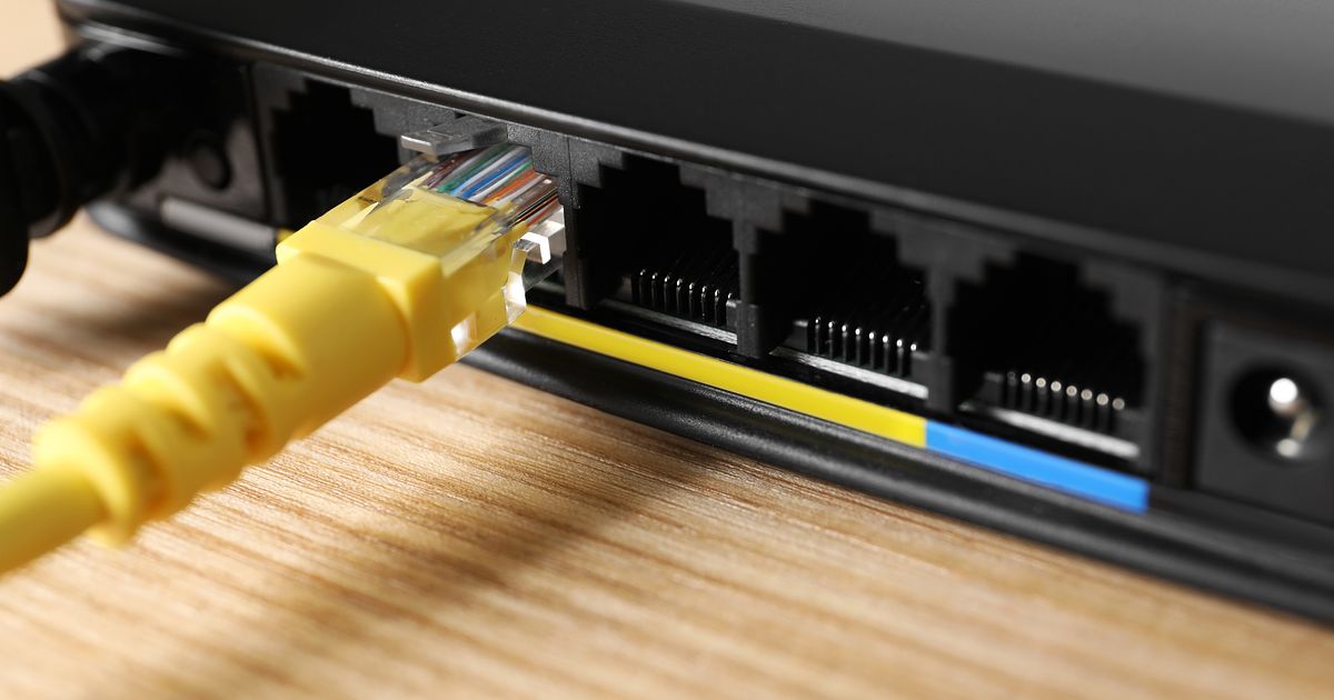 二重ルーターになるとインターネットが遅くなる？その原因や確認方法、対処法を解説