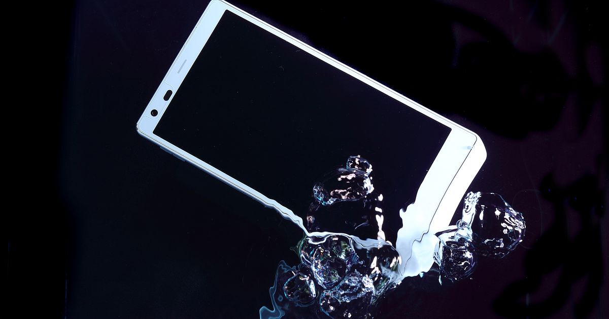 iPhoneを水没させたときの対処法は？本体の防水性能や修理費用も解説