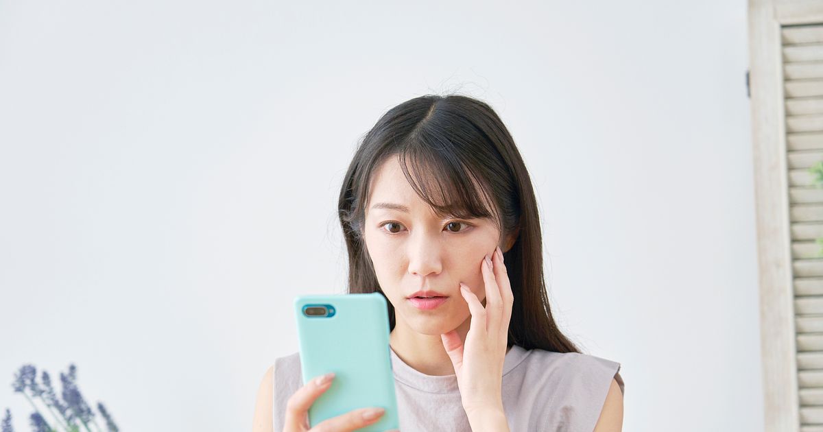 iPhoneが勝手に動くのはなぜ？ゴーストタッチの原因や対処法を紹介
