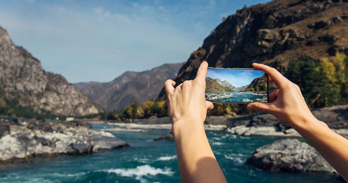 インスタ（Instagram）のフィードとは？機能・メリット・投稿方法などを解説